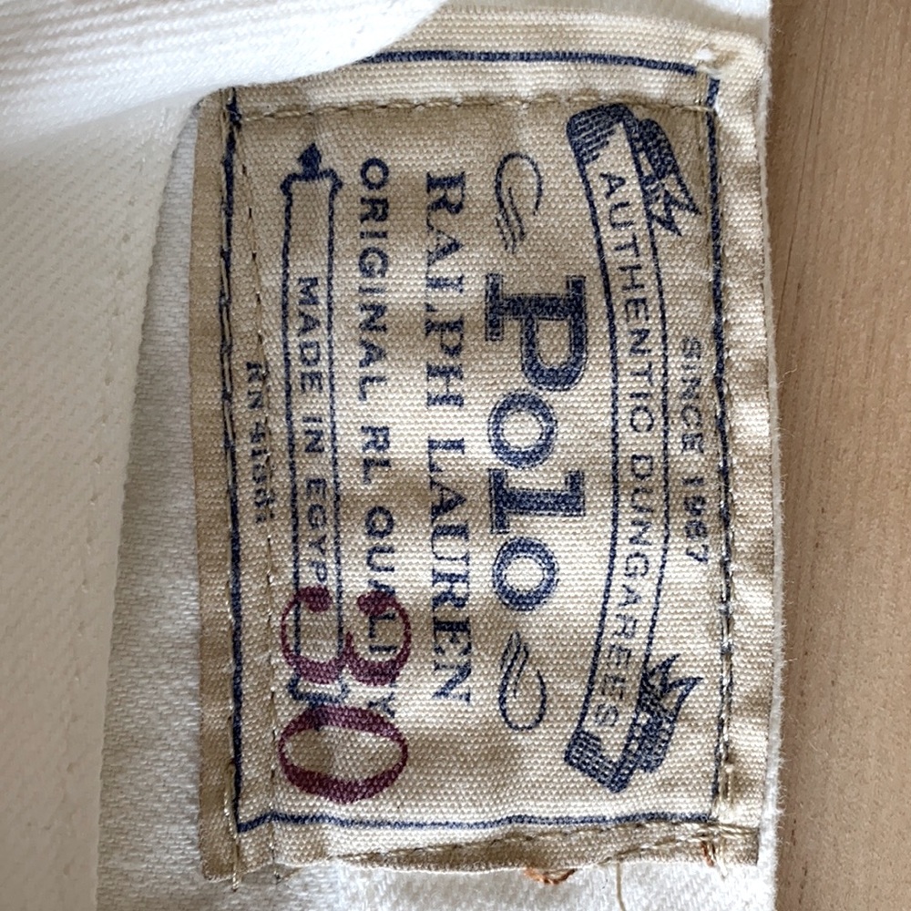Levi’s white shorts